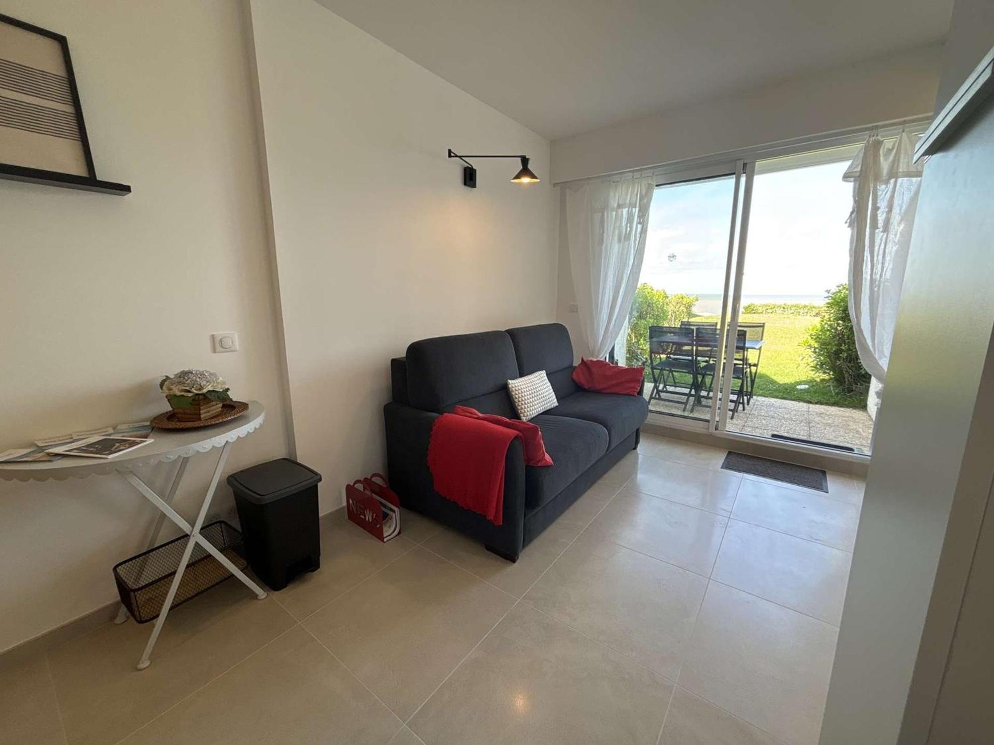 Studio En Bord De Mer A Royan, Parking, Tv, Tout Equipe - Fr-1-494-67 Экстерьер фото