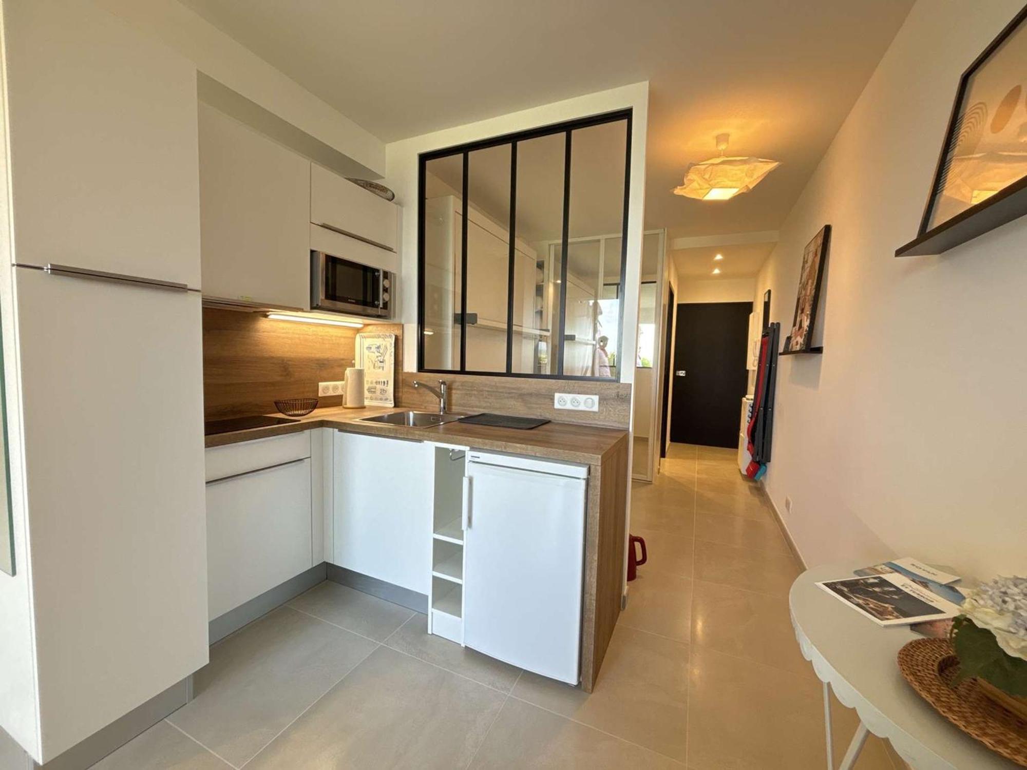 Studio En Bord De Mer A Royan, Parking, Tv, Tout Equipe - Fr-1-494-67 Экстерьер фото